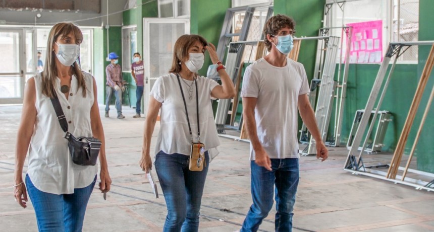 Juan Andreotti Visitó La Obra De Renovación De La Histórica Escuela Técnica N°2