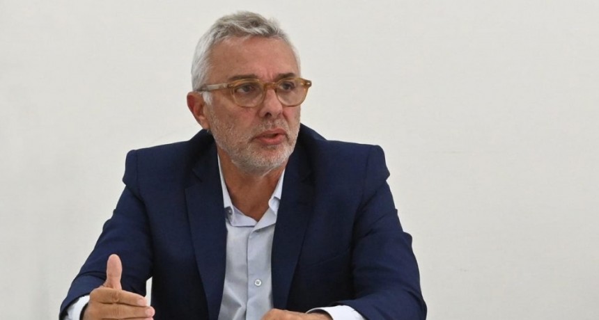  Julio Zamora: 