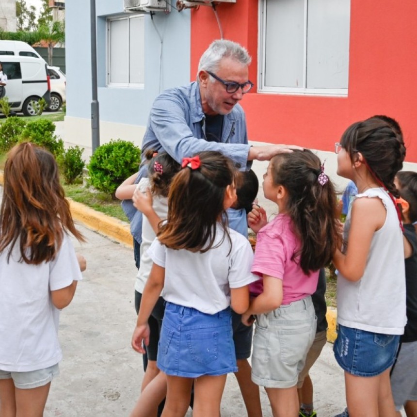 Julio Zamora Acompaña La Iniciativa Solidaria De Las Casas Convivenciales “Eva Perón” Del Municipio De Tigre Para Los Más Pequeños