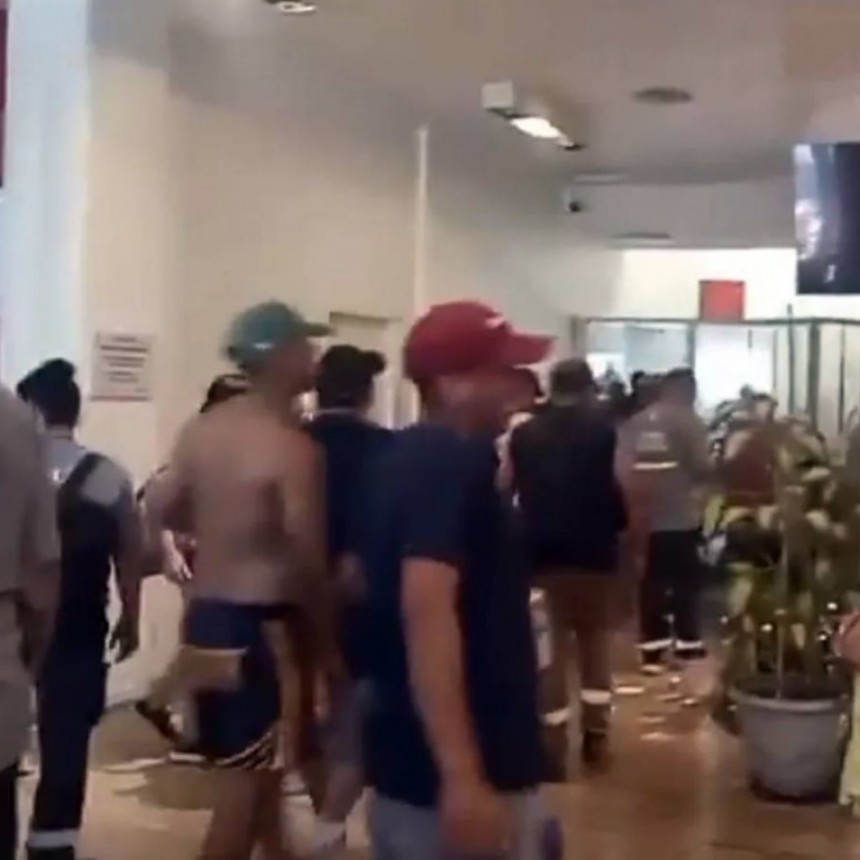 Escándalo Y Destrozos En El Concejo Deliberante De Morón: Municipales Protestaron Por El No Pago De Horas Extras