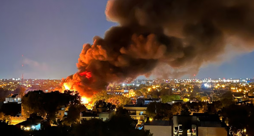 Conmoci&oacute;n En San Fernando Por La Violenta Explosi&oacute;n Y El Incendio De Un Dep&oacute;sito