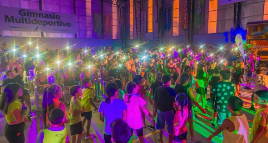 En San Fernando Las Colonias Disfrutaron Grandes Fiestas En Los Polideportivos