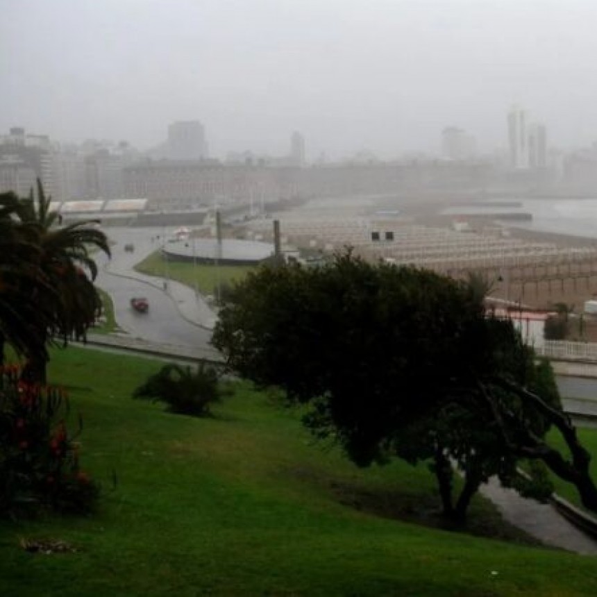 Alertan Por Vientos Con Forma De Ciclón “Subtropical” En Las Costas Bonarenses