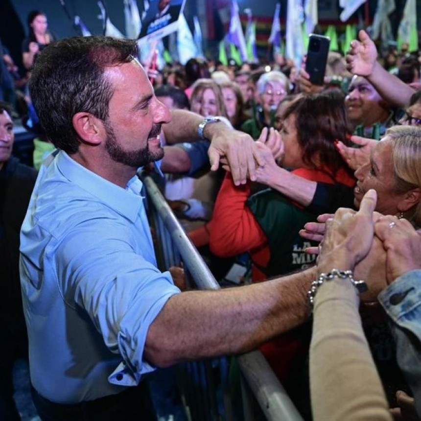 Ante Más De 6.000 Personas, Ariel Sujarchuk Lanzó Su Candidatura A Intendente De Escobar