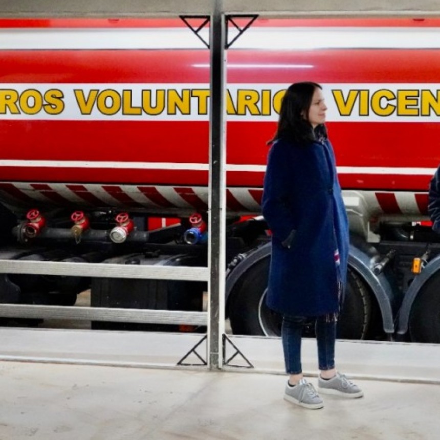 Soledad Martínez Saludó A Los Bomberos Voluntarios En Su Día