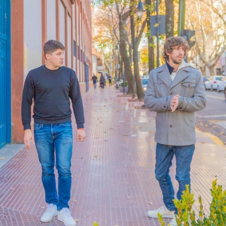 Juan Andreotti Recorrió El Avance De La Renovación De Una De Las Principales Calles De Victoria