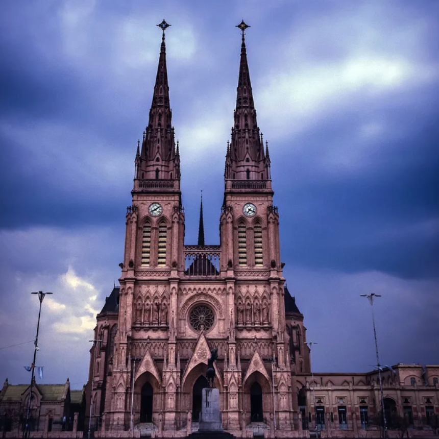 Del Calor A La Alerta Naranja Por Tormentas: C&oacute;mo Va A Estar El Clima En El Recorrido De La Peregrinaci&oacute;n A Luj&aacute;n