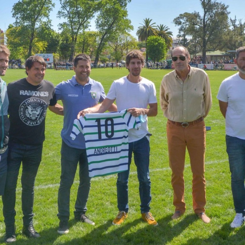 El Intendente Juan Andreotti Fue Reconocido Por El Club San Fernando
