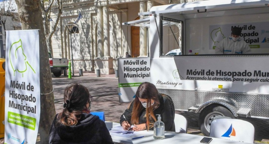   En San Fernando El Móvil De Hisopado Municipal Vuelve A La Plaza Mitre Con Testeos Gratuitos De Covid