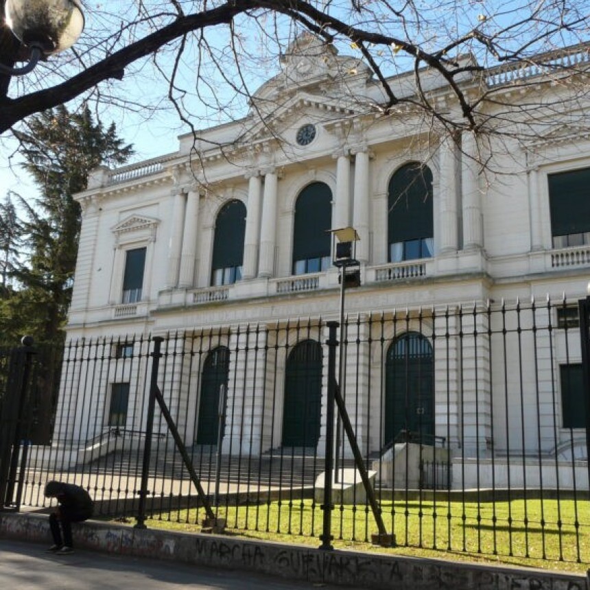 Los Bancos Comienzan Con El Nuevo Horario De Atención: Los Detalles